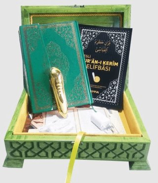 Ahşap Rahle Boy Kalem Kur'an-ı Kerim Seti V 6.1 - Lüks Ahşap Kutu (TS035) (Ciltli)