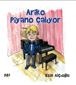 Ariko Piyano Çalıyor