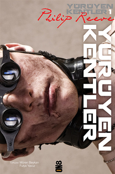 Yürüyen Kentler 1. Kitap